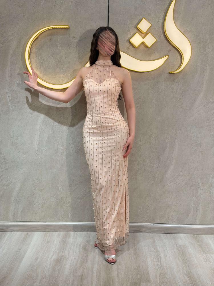 فستان كريمي طويل بالفصوص فستان بيلا