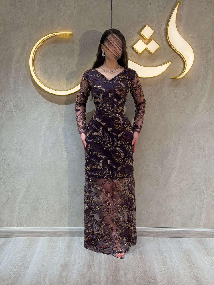 فستان سيلا / سحر الليلكي يتلألأ بفخامة الخرز