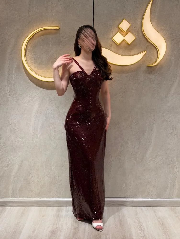 Sequins shine, bead embroidery | Luma Aoudi dress