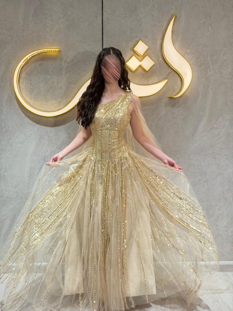 فستان سهرة ذهبي طويل تول بالخرز - فستان ورين