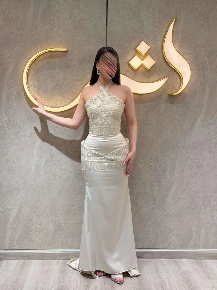 فستان ناليا / بريق الكرستال ينساب مع فخامة الهدب