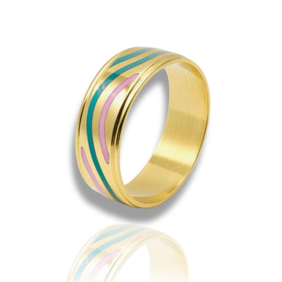 18 karat wedding ring