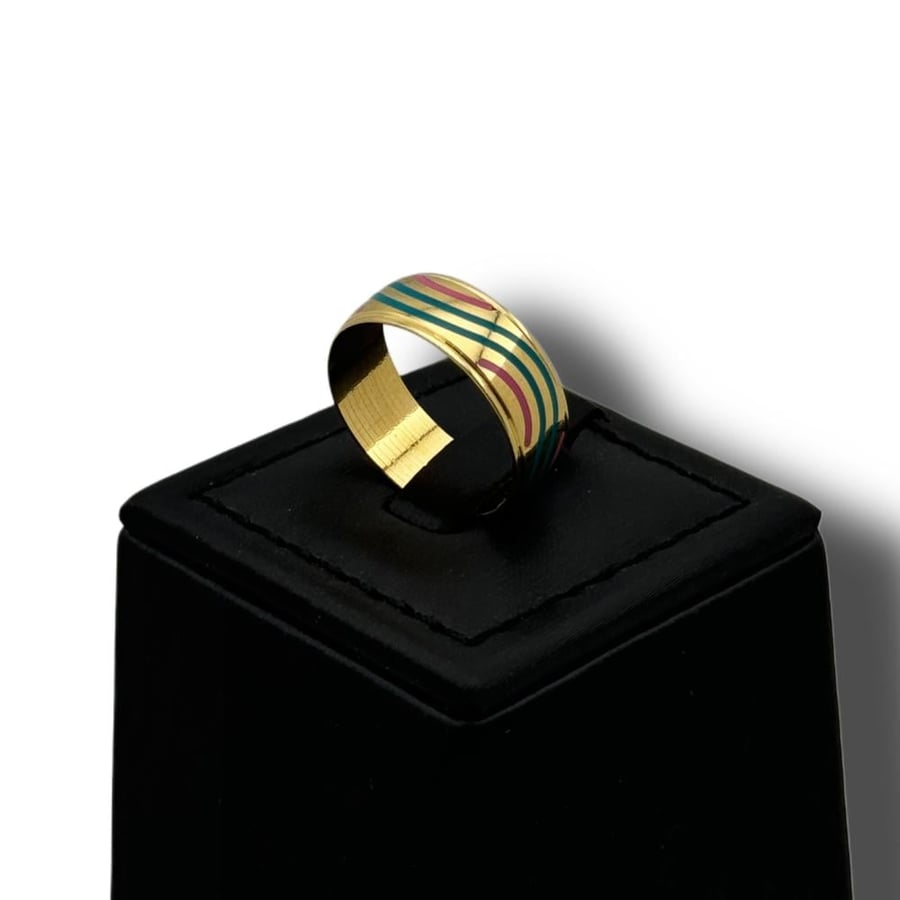 18 karat wedding ring
