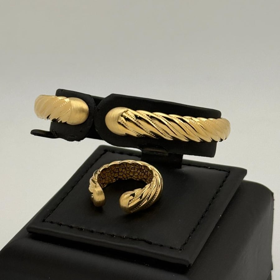 Bracelet set and ring