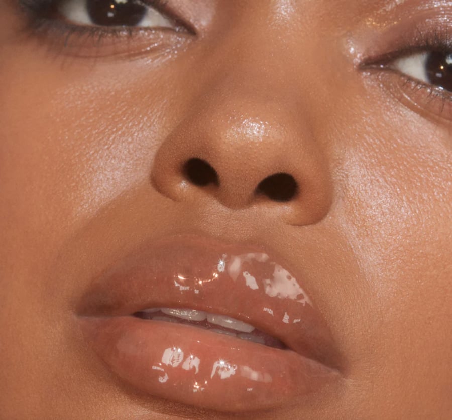 r.e.m glossy balm : hocus cocoa
