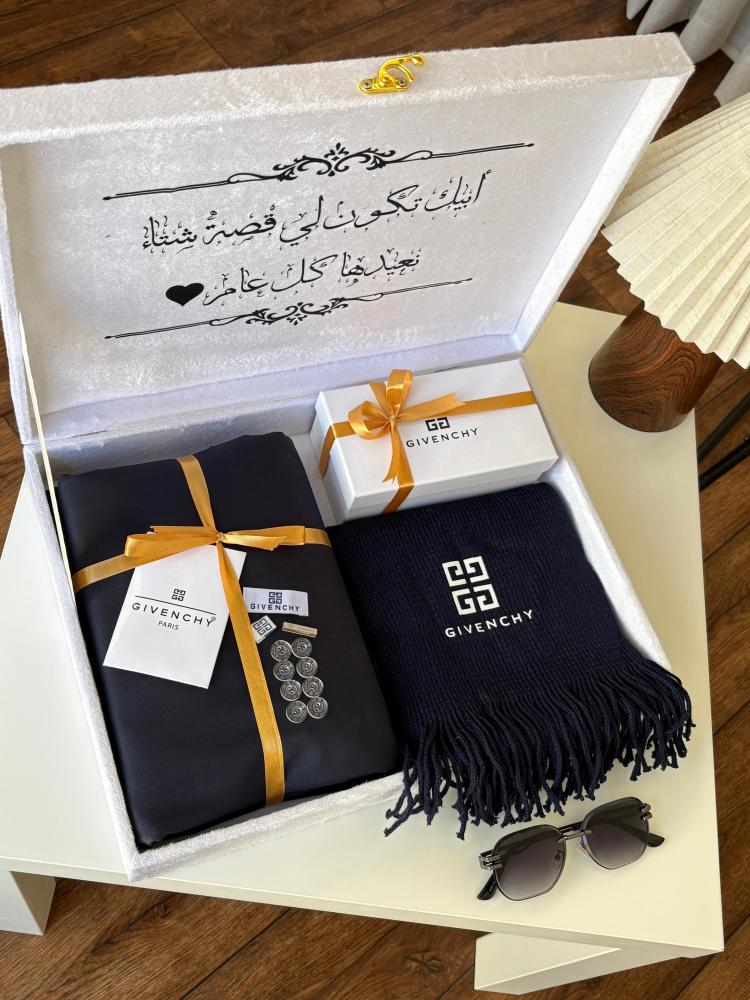 طقم إهداء رجالي شتوي فاخر Givenchy Style