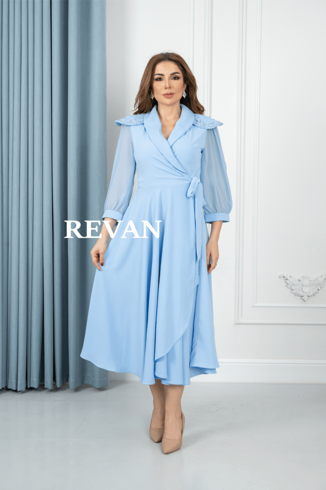 Elegant dress with a modern design