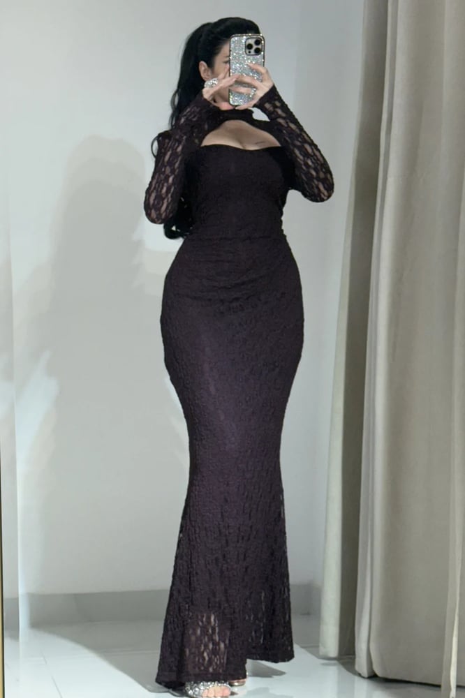A long, feminine mermaid-style Eid dress from Rivan