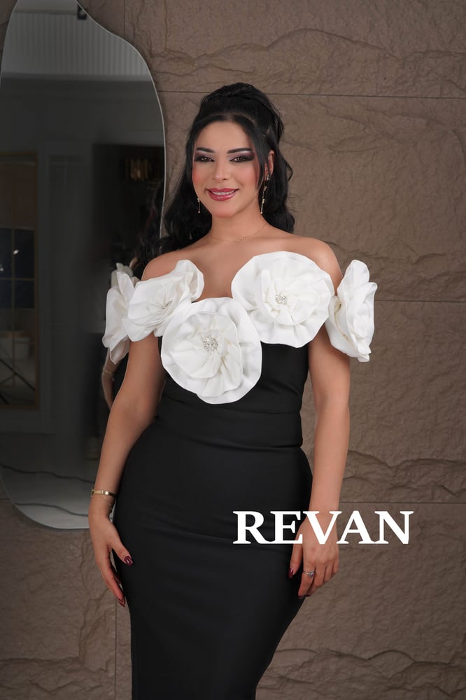 فستان سهرة ورود
