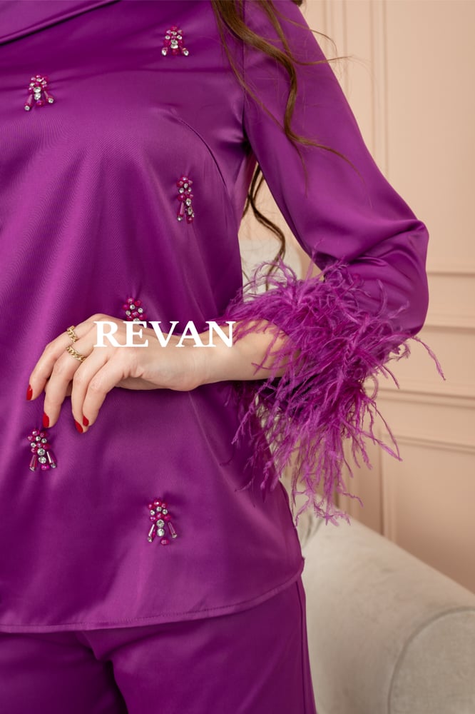 A unique, modern design blouse and pants set