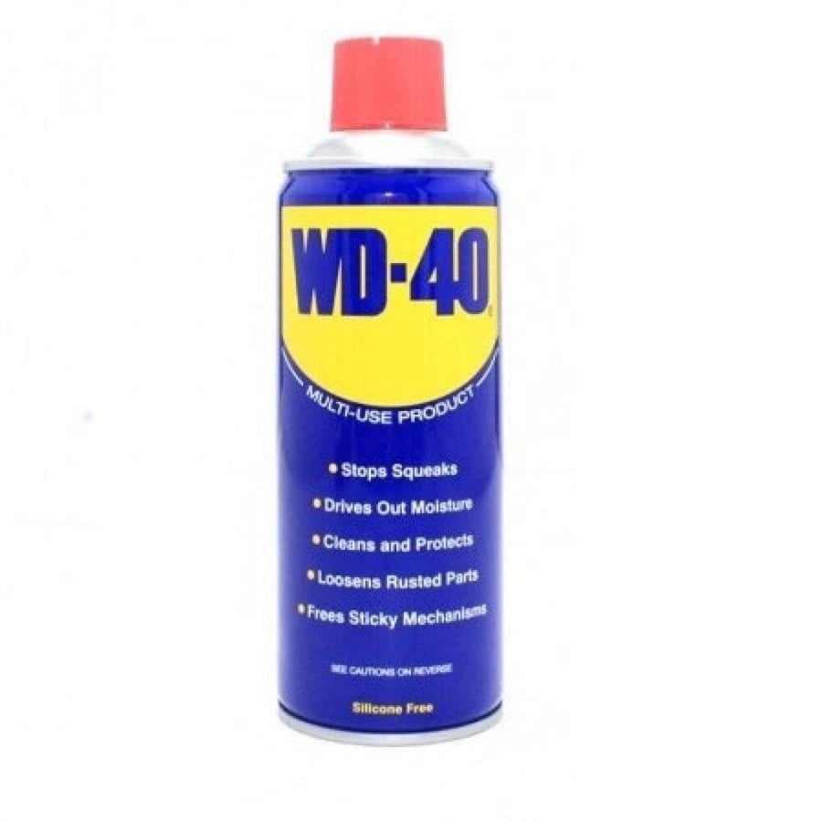 WD-40 spray rust cleaner