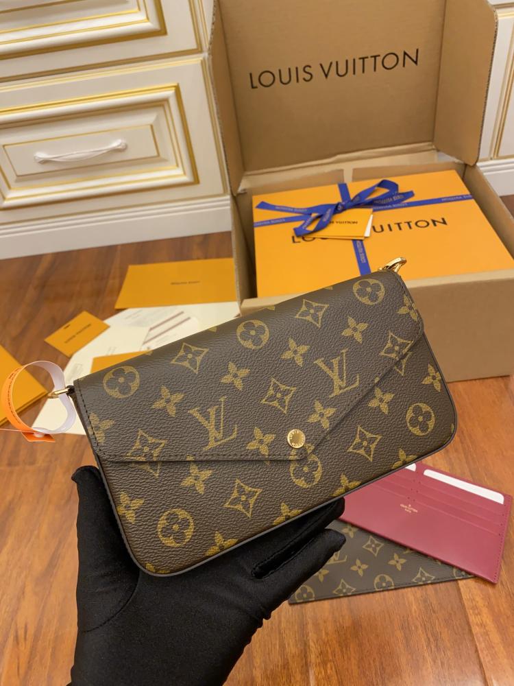 لويس فيتون Felicie Pochette