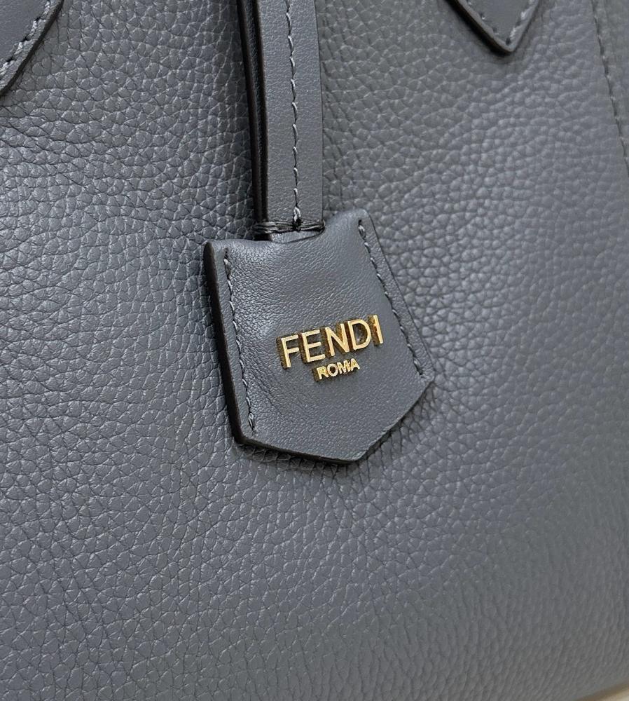 فندي اورقامي ميني  Fendi Origami mini مقاس 18.5cm