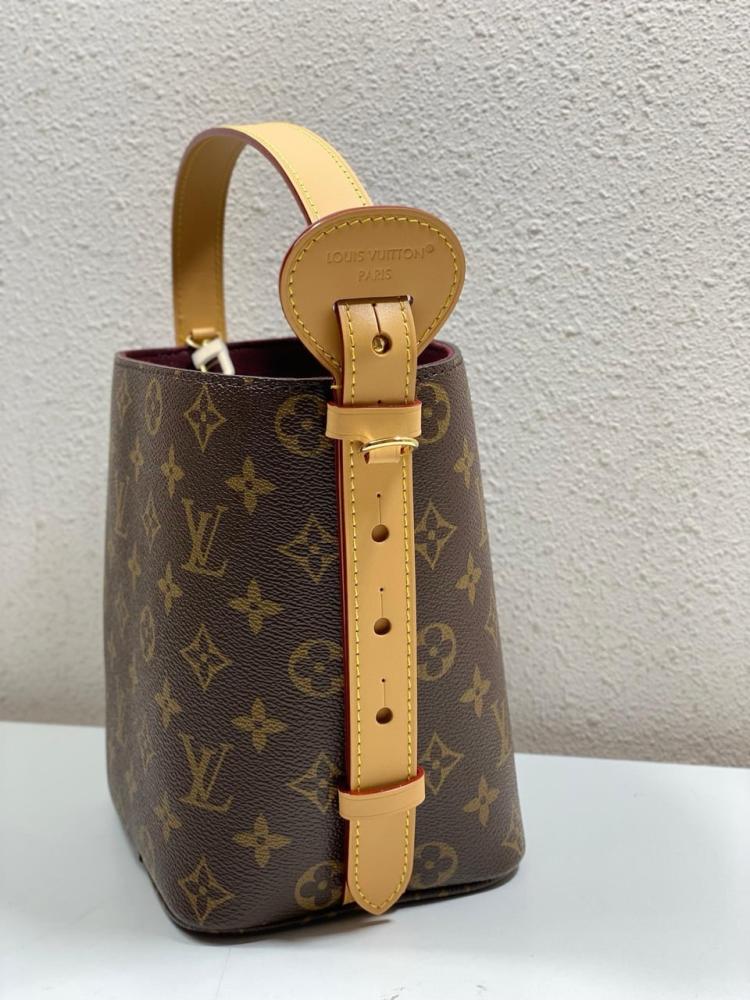 Louis Vuitton bag All In BB