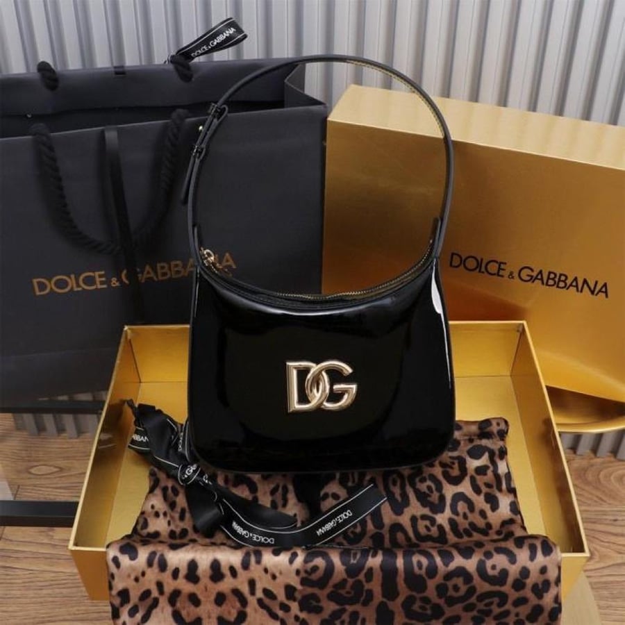 دولتشي شنطة 3.5 shoulder bag لامع