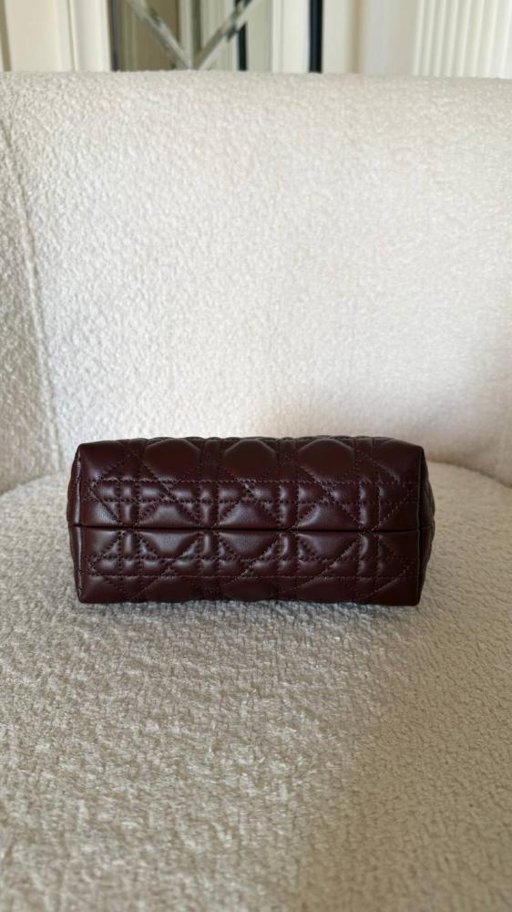 ديور Dior Jolie Top Handle بحجم ميني