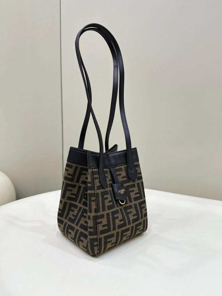 فندي اورقامي ميني  Fendi Origami mini مقاس 18.5cm