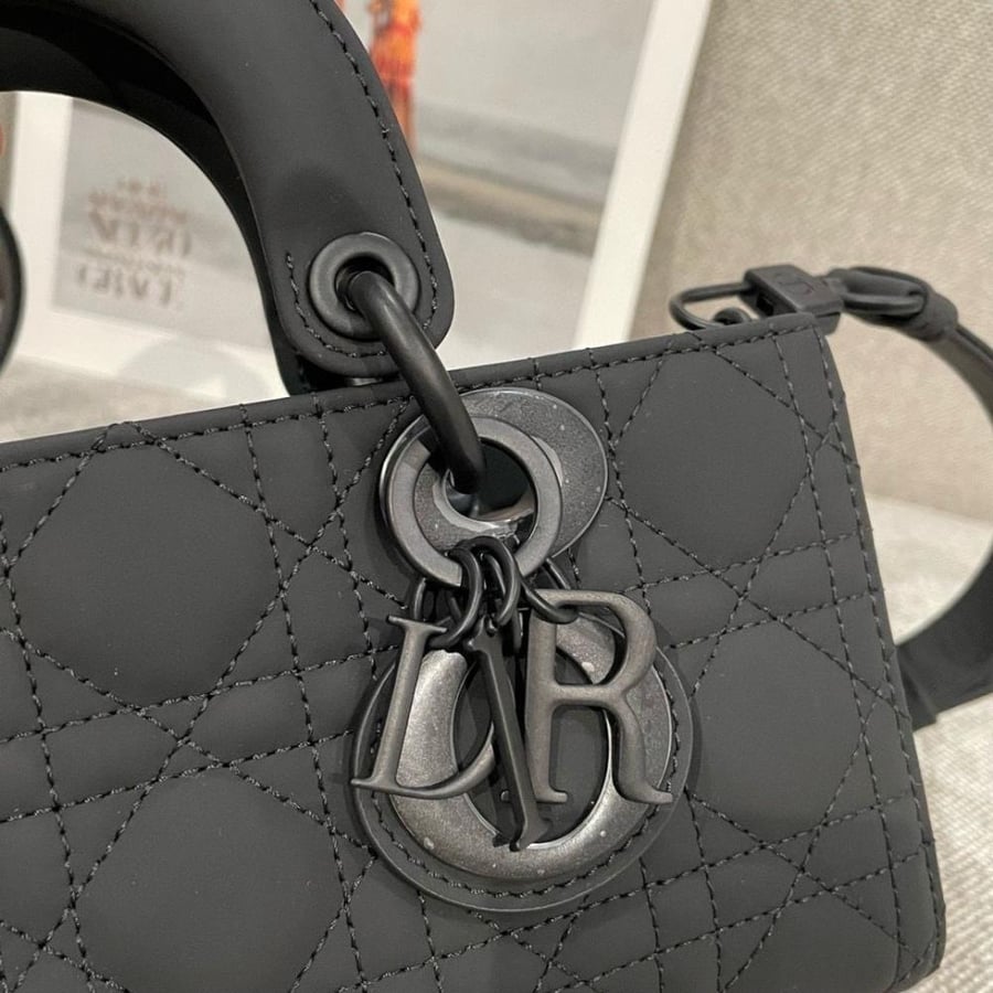 ديور ليدي دي جوي سمول Dior Lady D-Joy small Bag  مقاس صغير