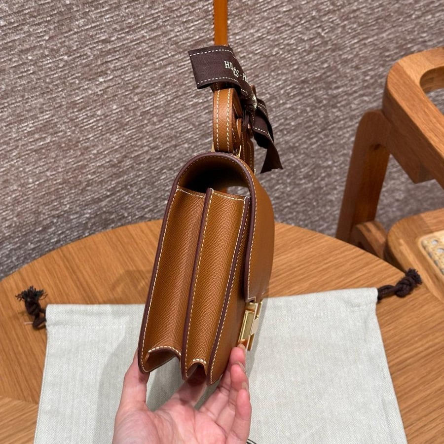 ايرميز كونستانس 18cm هاردوير ذهبي