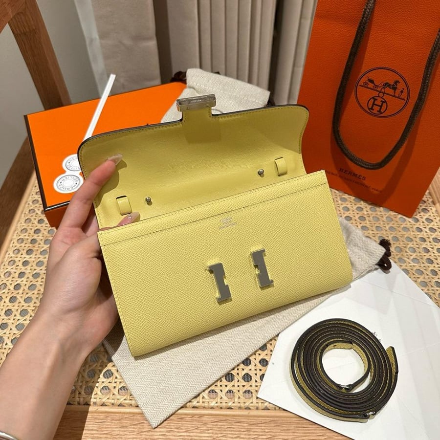 ايرميز Constance To Go wallet (هاردوير فضي)