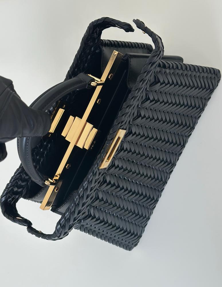 فندي بيكابو اي سيو Peekaboo ISeeU Small مقاس صغير 27cm