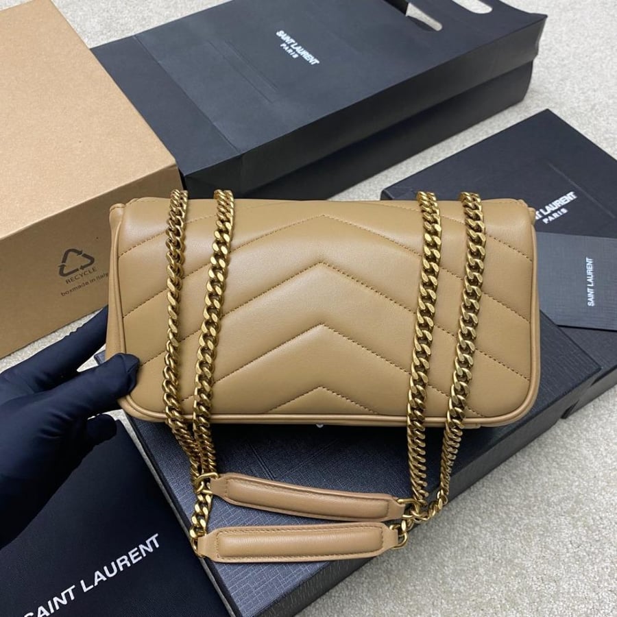 YSL LOULOU Small Saint Laurent size