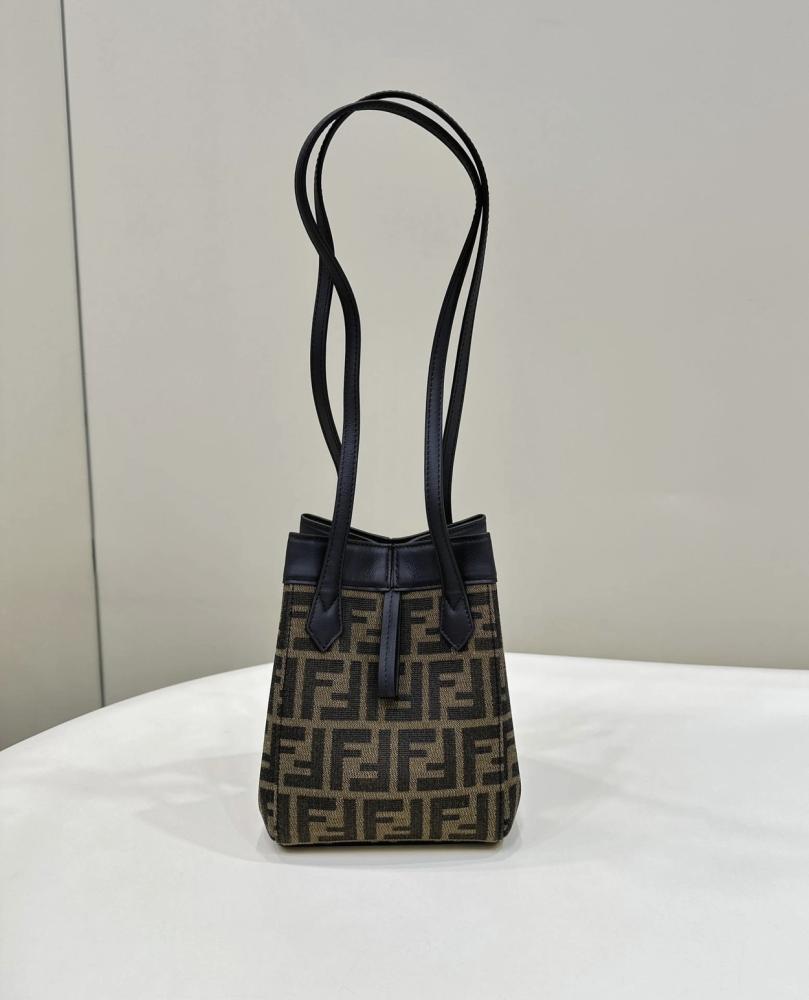 فندي اورقامي ميني  Fendi Origami mini مقاس 18.5cm