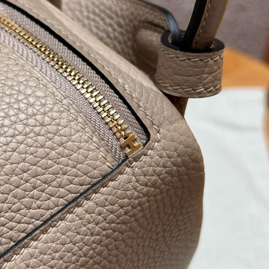 ارميز ليندي Lindy mini مقاس 19cm لون الهاردوير ذهبي