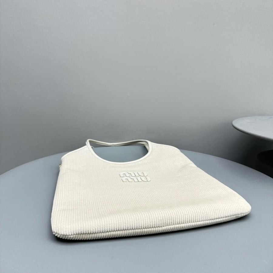 Miu Miu IVY regular bag