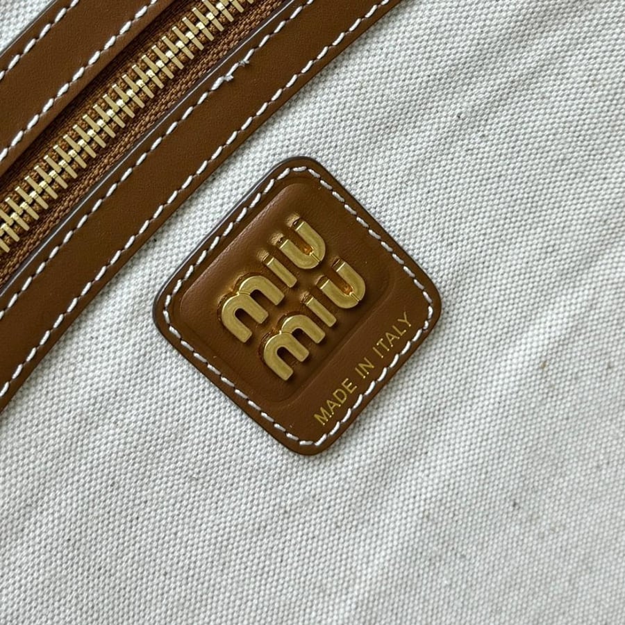 Miu Miu IVY regular bag