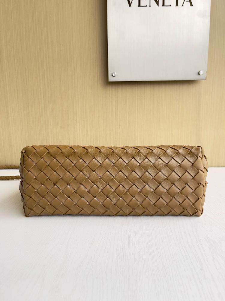 Andiamo medium boutique center 32cm size