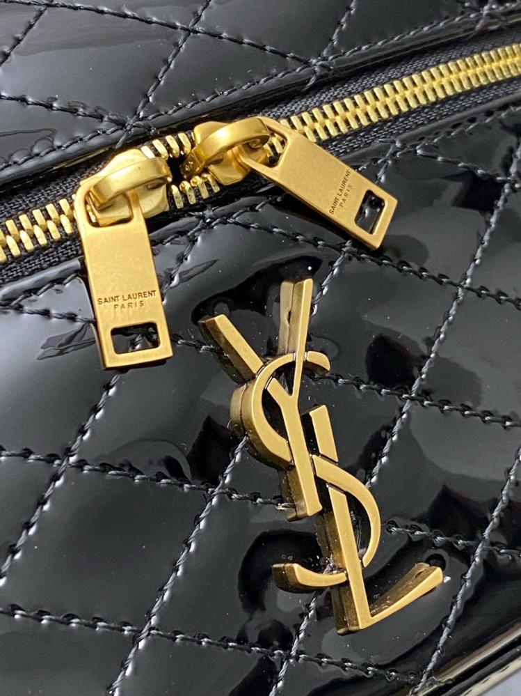 YSL Gaby Vanity جلد لامع