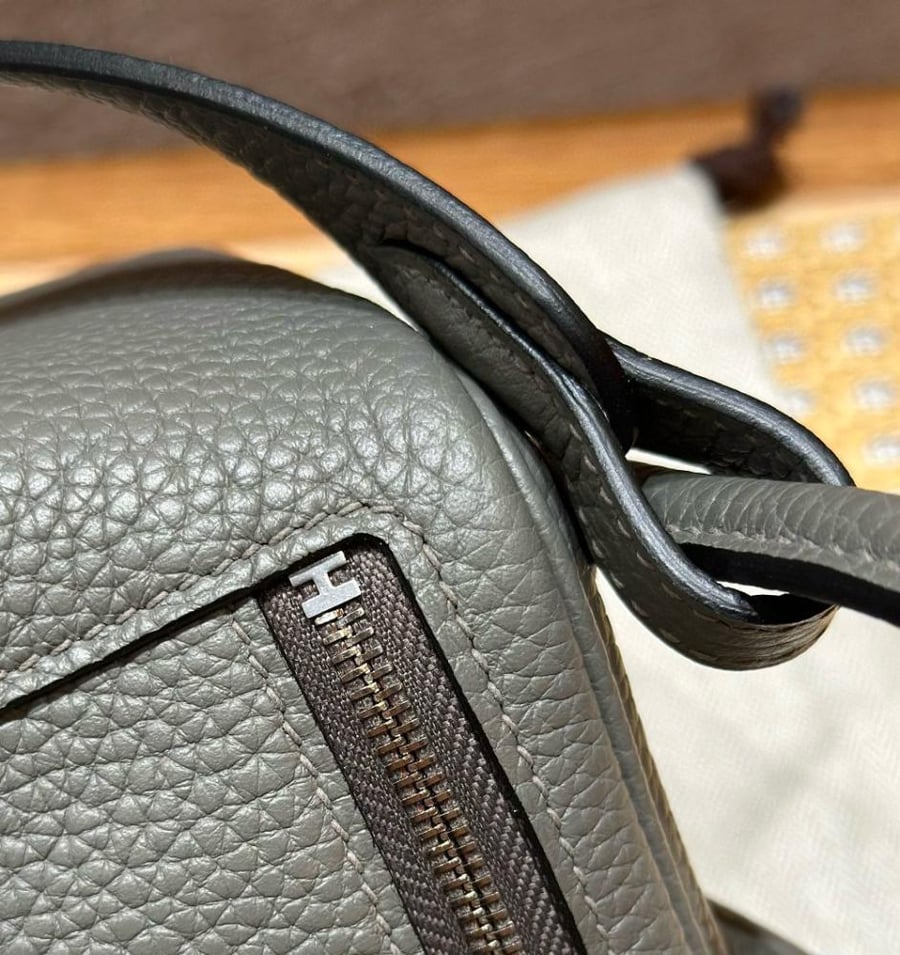 ارميز ليندي Lindy mini مقاس 19cm لون الهاردوير (فضي)