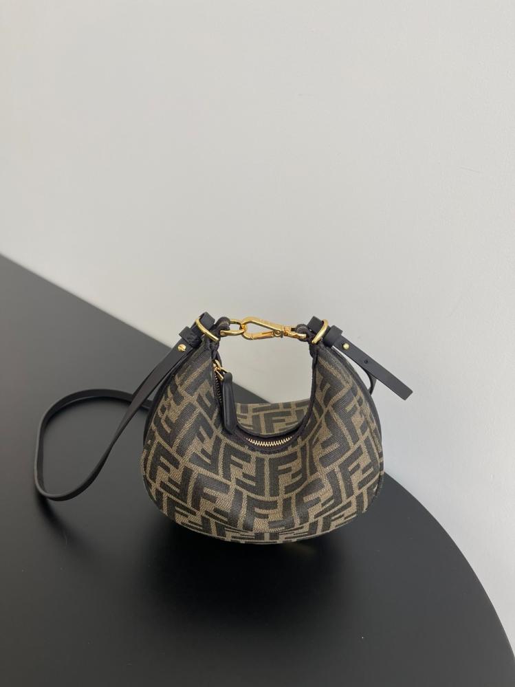 فندي Fendigraphy Mini مقاس 20cm