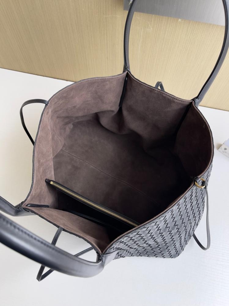 بوتيقا Pinacoteca medium مقاس 43cm