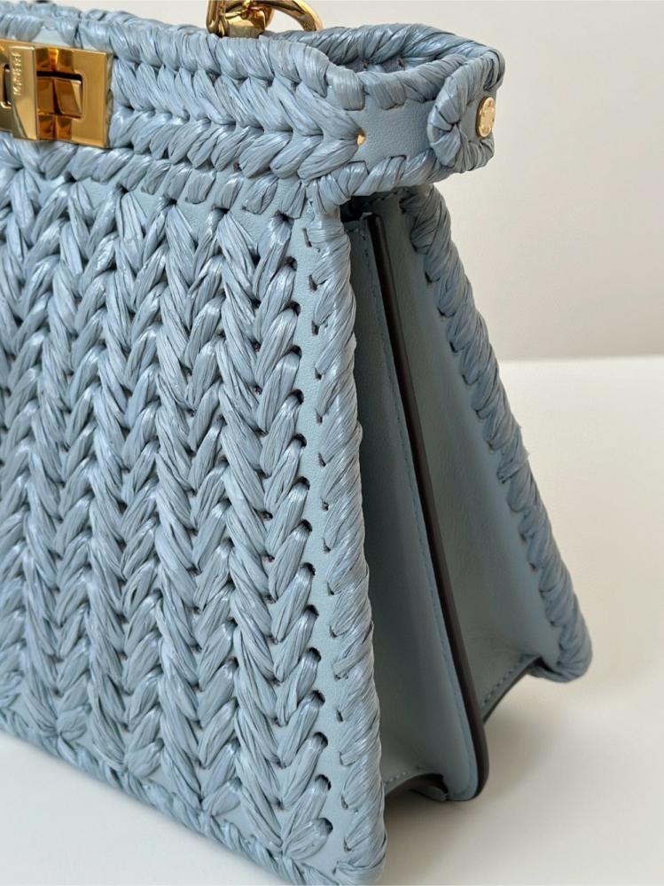 فندي بيكابو اي سيو Peekaboo ISeeU Small مقاس صغير 27cm