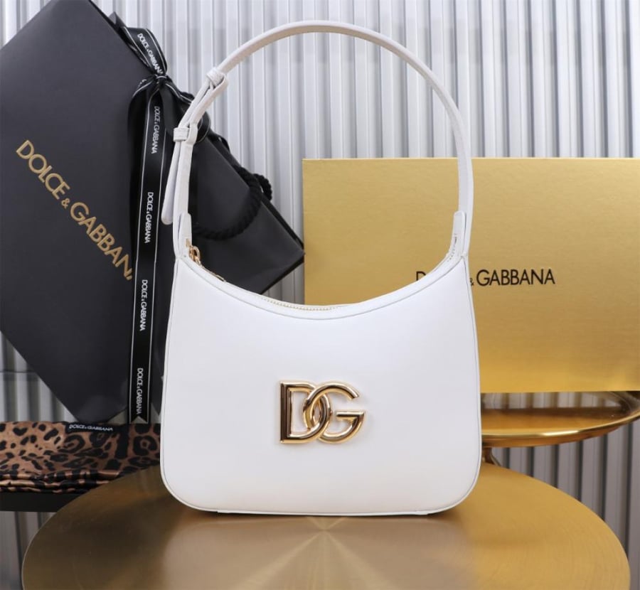 دولتشي شنطة 3.5 shoulder bag