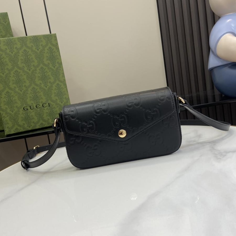 قوتشي Gucci GG Super Mini