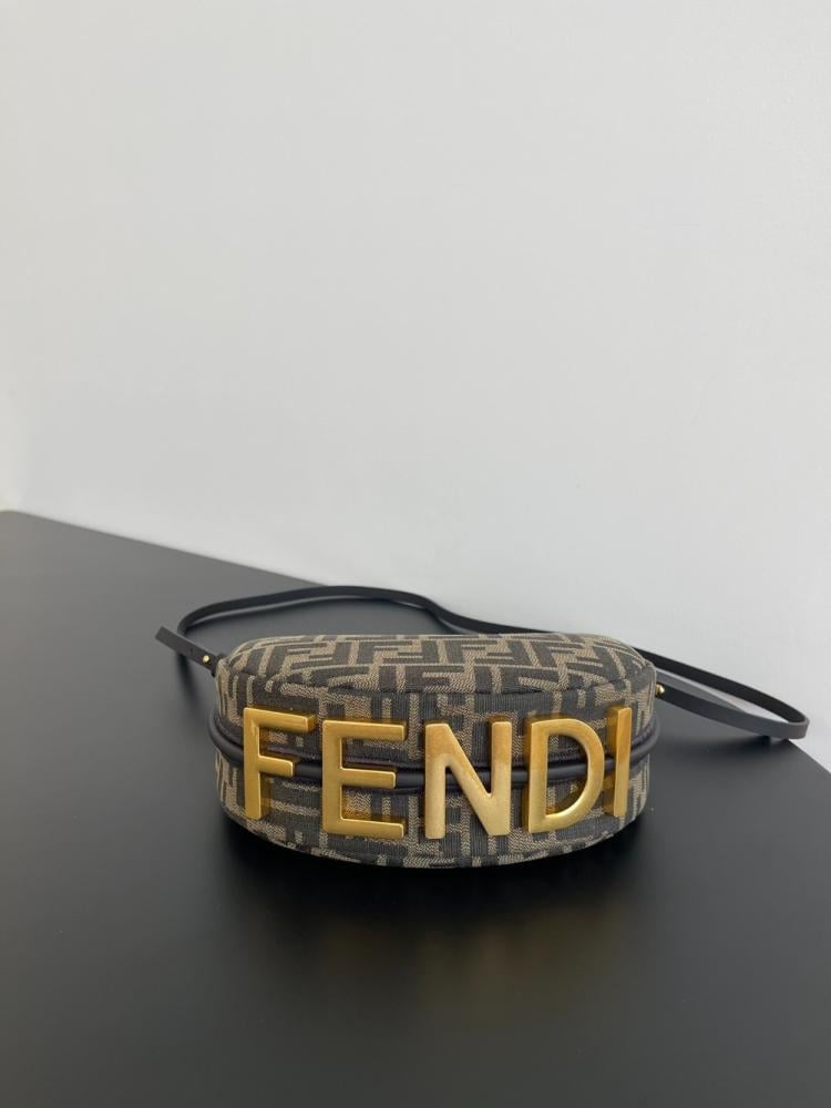 فندي Fendigraphy Mini مقاس 20cm