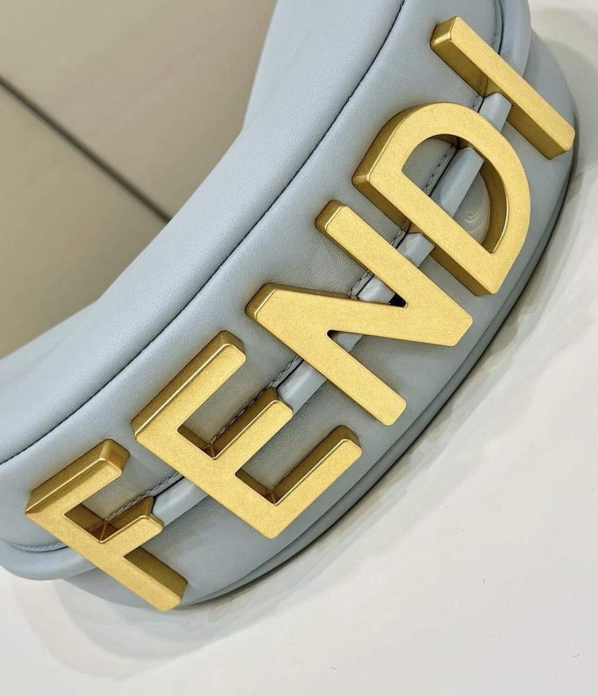 فندي قرافي ميني Fendigraphy Mini مقاس 20cm