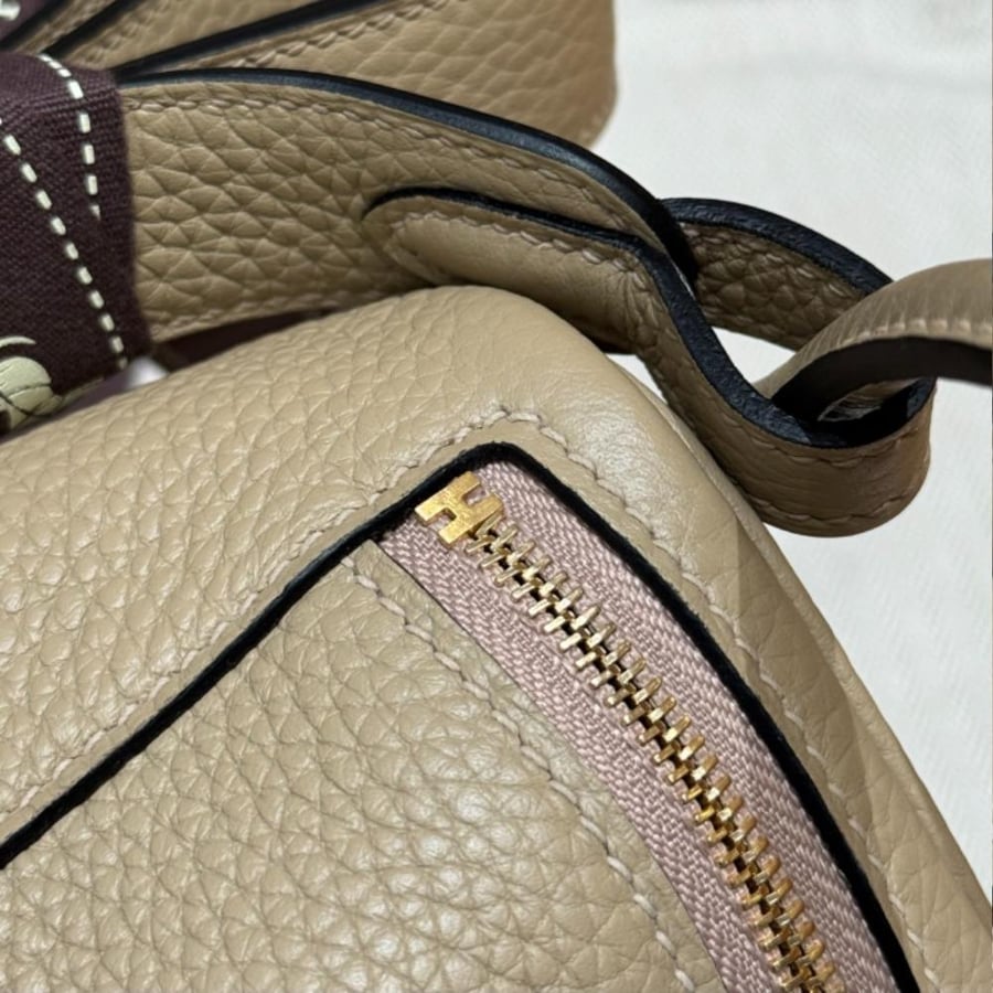ارميز ليندي Lindy mini مقاس 19cm لون الهاردوير ذهبي