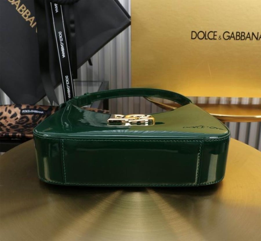 دولتشي شنطة 3.5 shoulder bag لامع