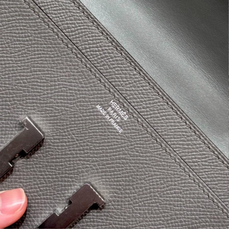 ايرميز Constance To Go wallet (هاردوير فضي)