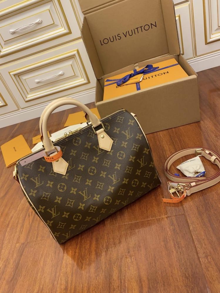 لويس فيتون سبيدي Speedy Bandoulière 30