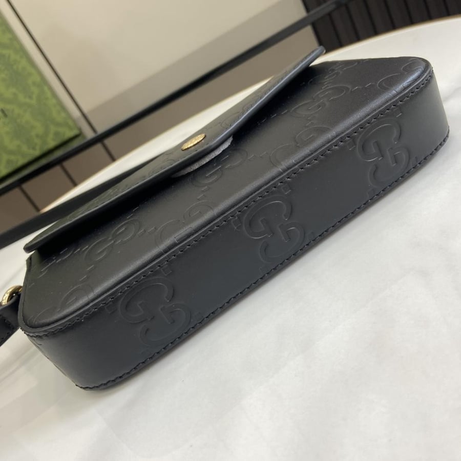 قوتشي Gucci GG Super Mini