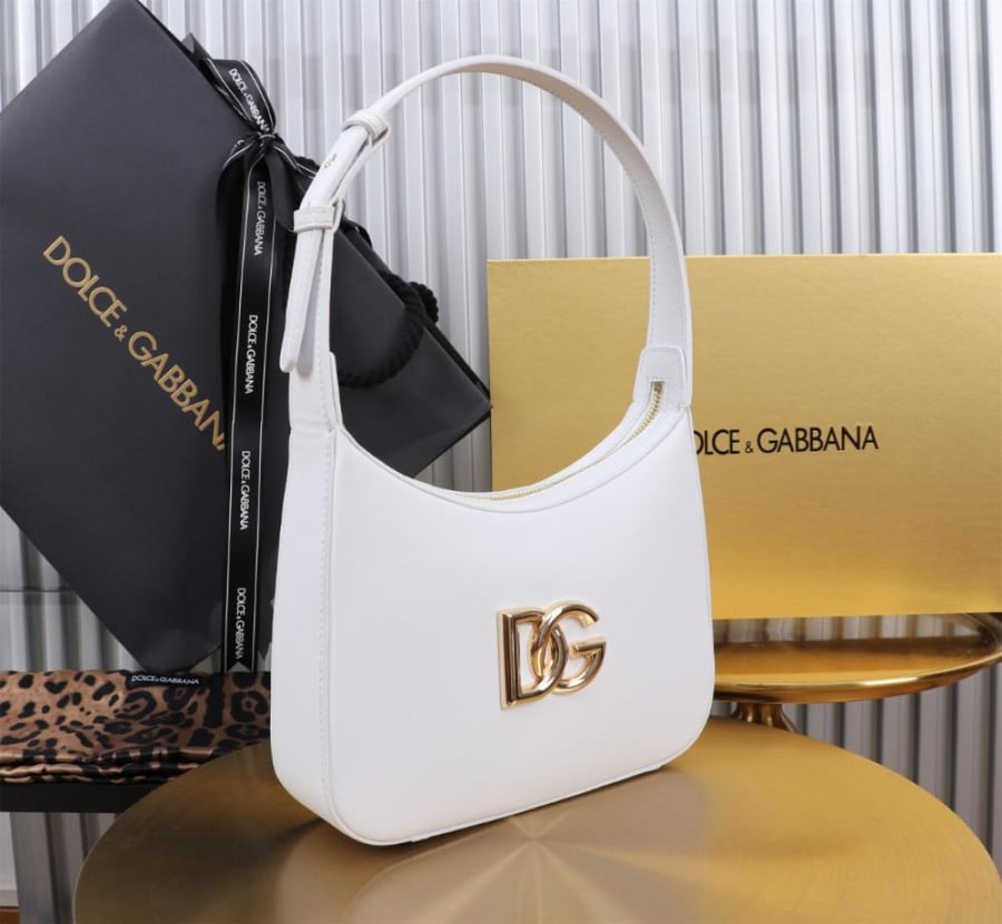دولتشي شنطة 3.5 shoulder bag