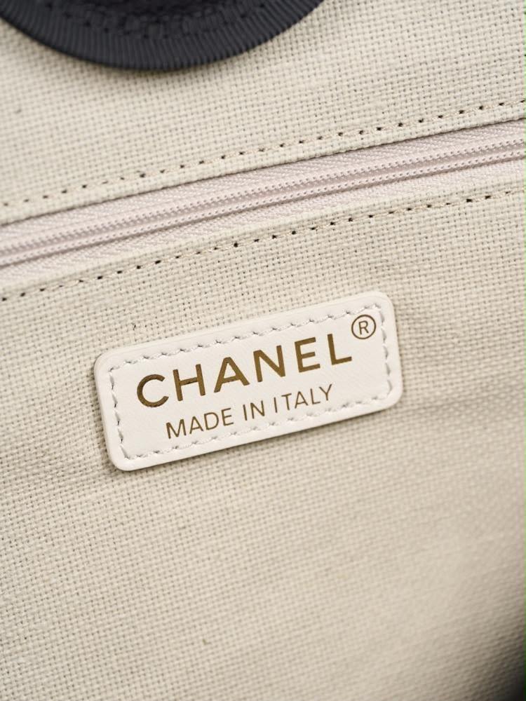 شانيل توت باق black Chanel Deauville canvas tote