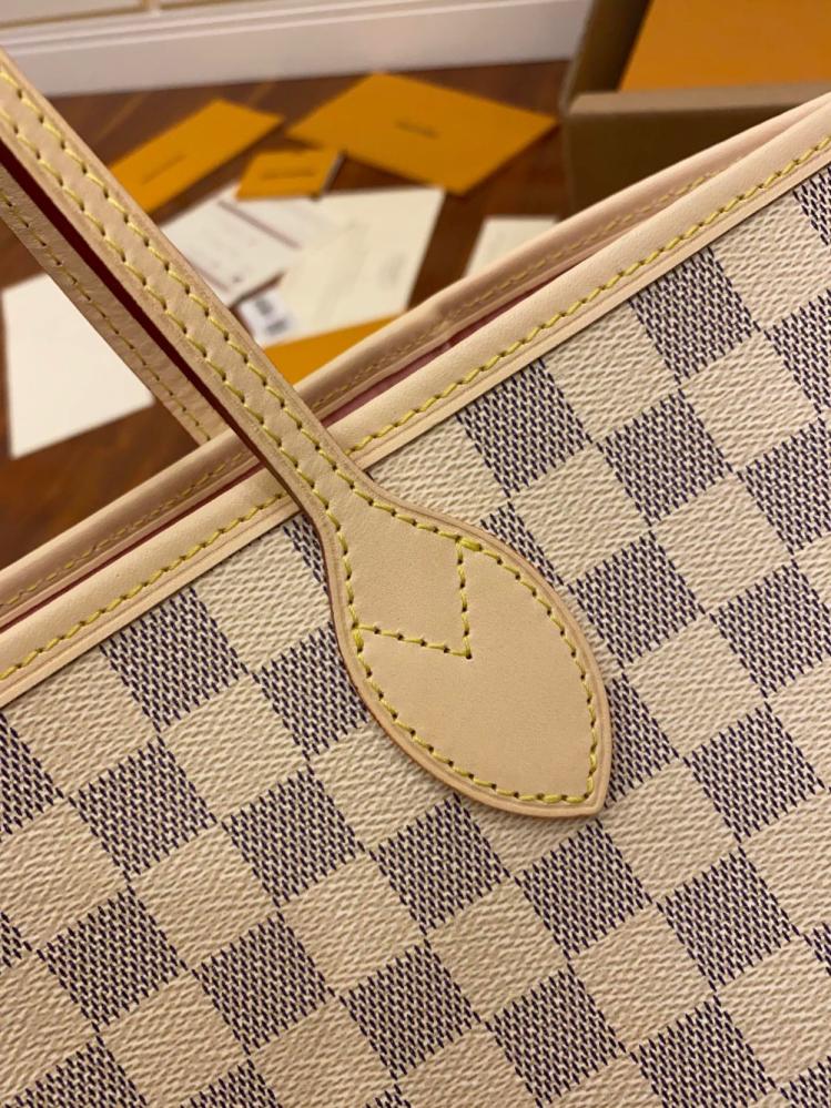 Louis Vuitton Neverfull MM