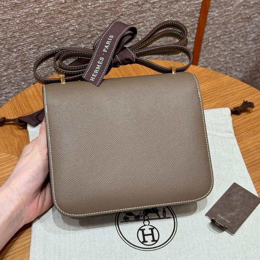 ايرميز كونستانس 18cm هاردوير ذهبي