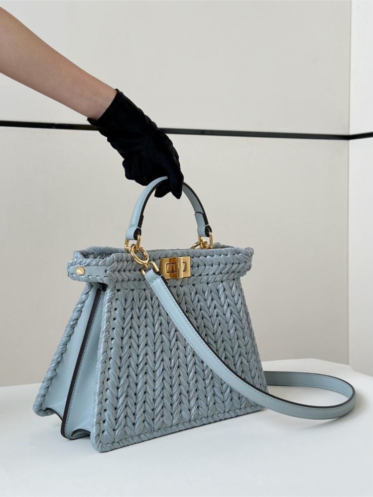 فندي بيكابو اي سيو Peekaboo ISeeU Small مقاس صغير 27cm